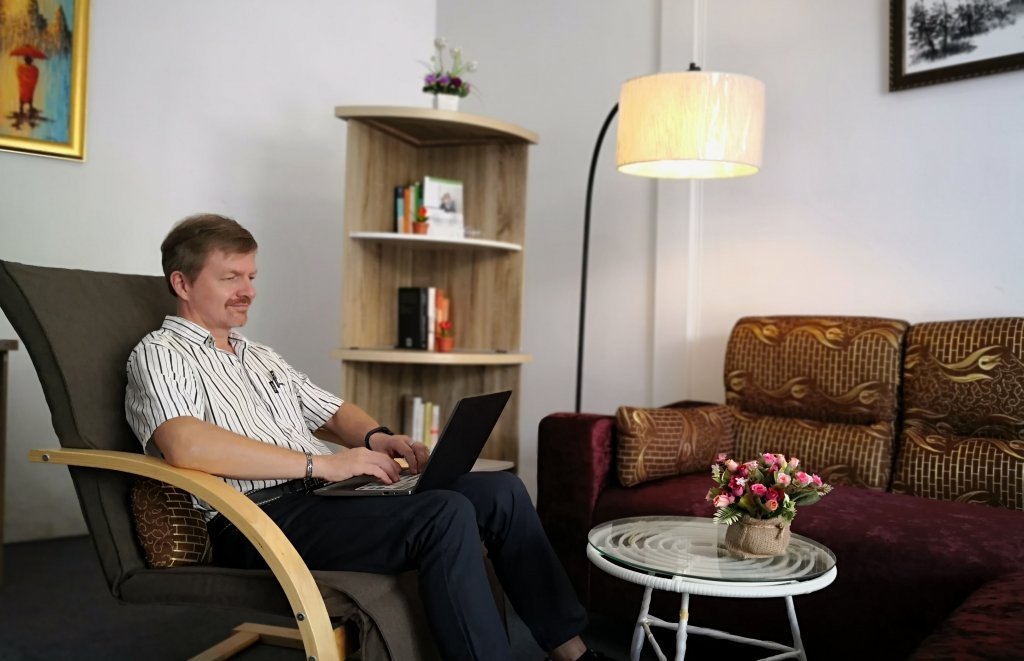 Papers and essays by R.L.Fellner